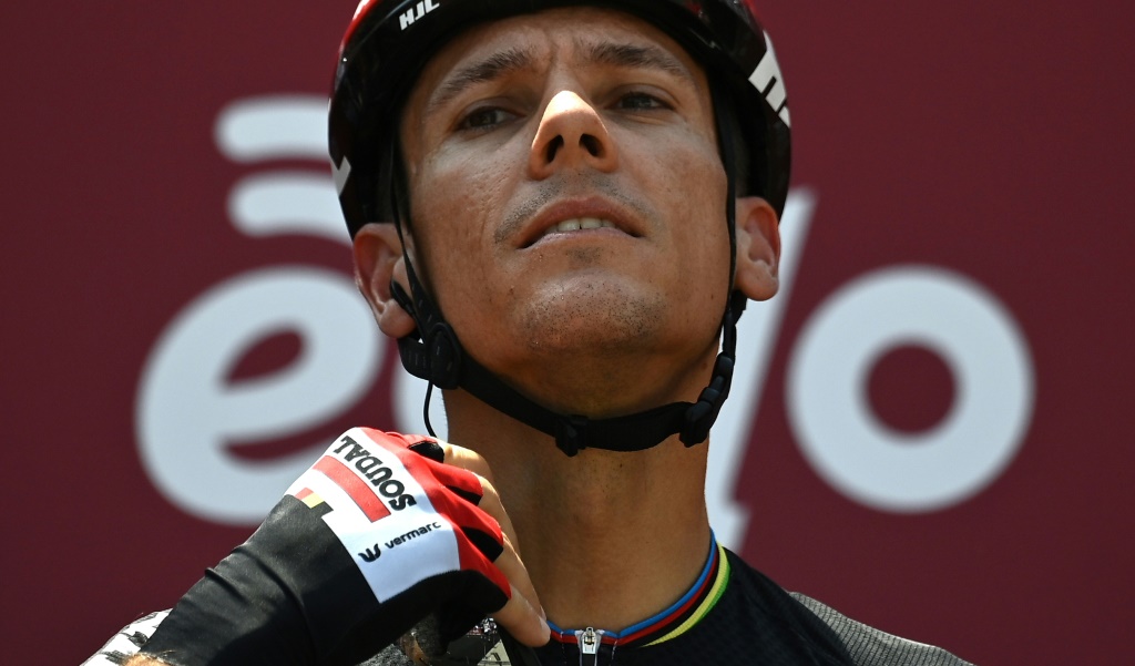 Le cycliste belge Phillippe Gilbert de l'équipe Lotto Soudal avant le départ de la course cycliste classique d'un jour des Strade Bianche le 1er août 2020 à Sienne