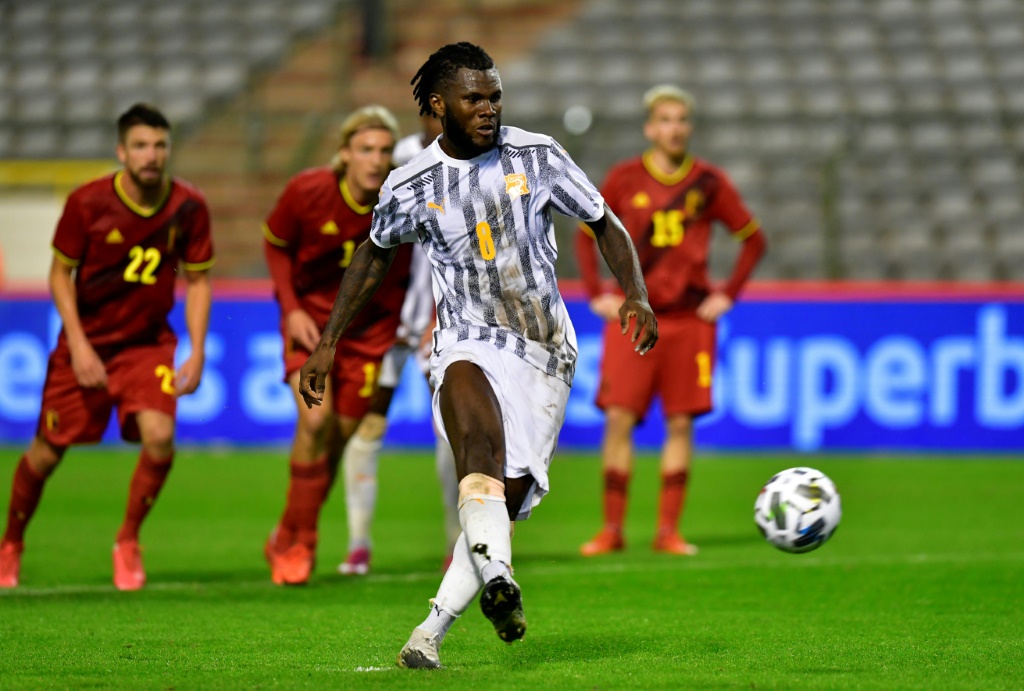 Le milieu ivoirien Franck Kessié égalise sur penalty face à la Belgique lors du match amical à Bruxelles