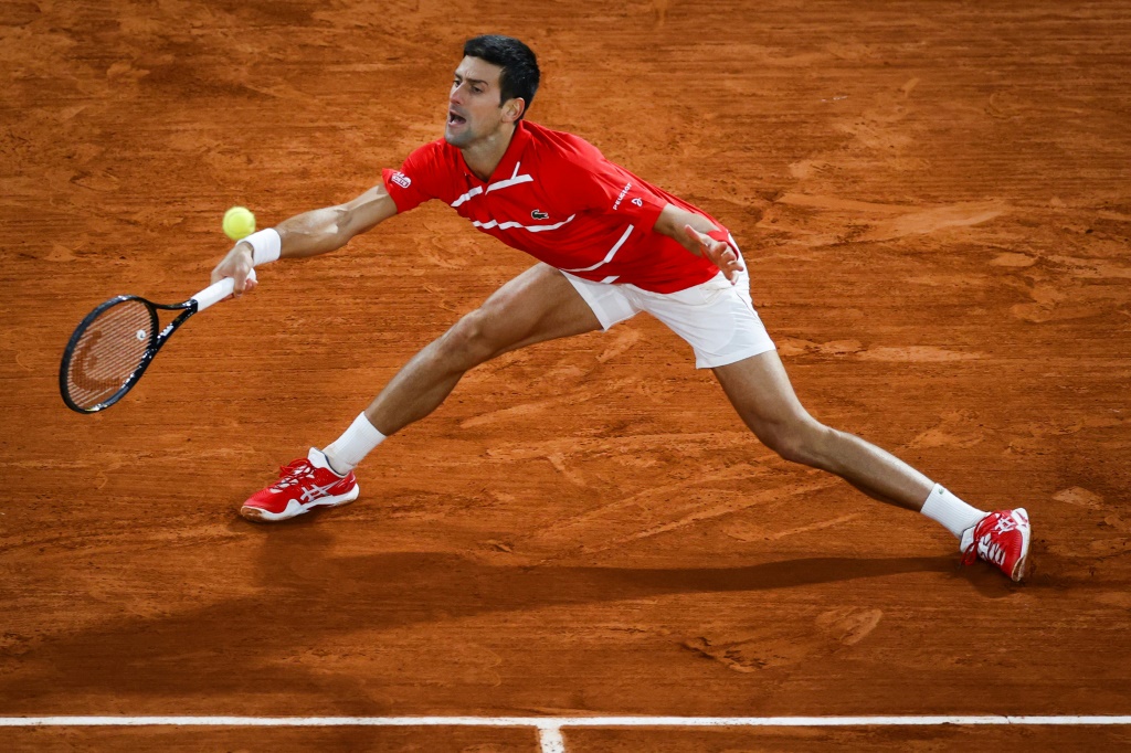 Le Serbe Novak Djokovic lors de sa finale à Roland-Garros face à l'Espagnol Rafael Nadal