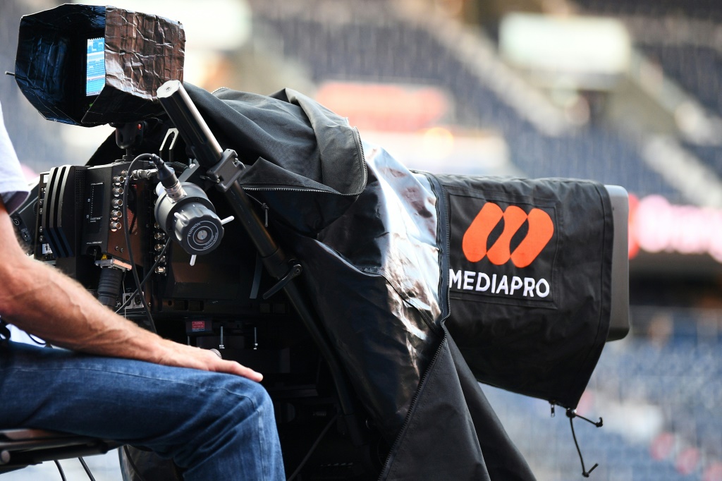Le logo Mediapro sur une caméra de télévision
