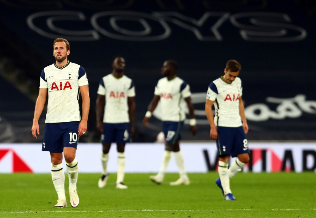 La déception des joueurs de Tottenham tenus en échec à domicile par West Ham United