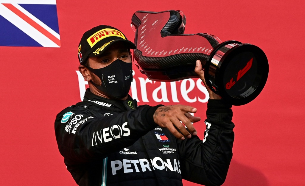 Le pilote britannique de Mercedes Lewis Hamilton