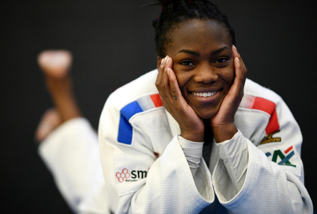 Clarisse Agbegnenou pose lors du Grand Slam de Paris