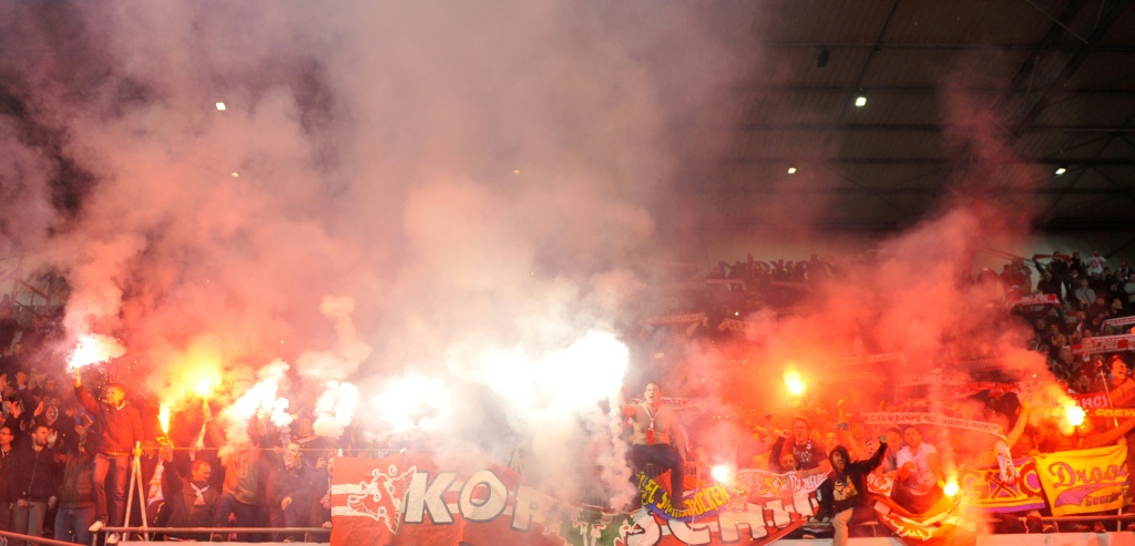 La passion des supporters de l'AS Nancy à l'issue du match de Ligue 2 contre Sochaux au stade Marcel Picot