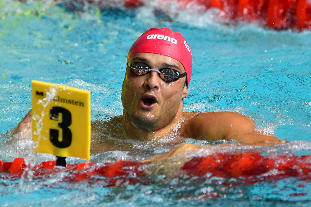 Le Français Florent Manaudou réagit après avoir participé à la finale du 50 m nage libre masculin lors du meeting EuroMeet au Centre aquatique "d'Coque" à Luxembourg
