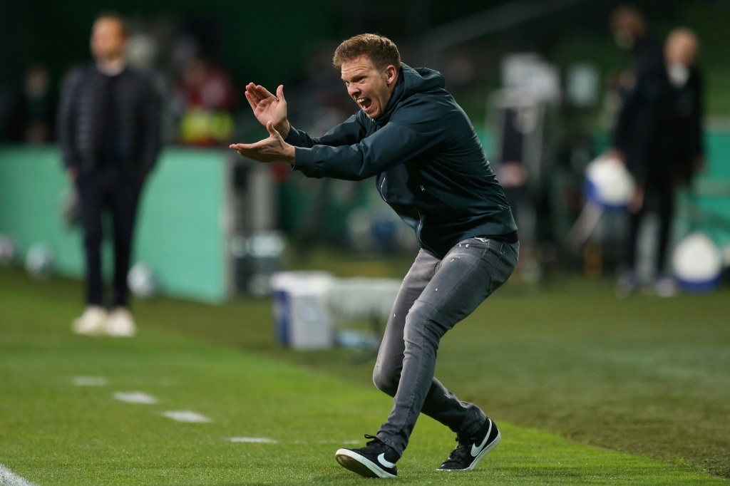 Le "coach laptop" Julian Nagelsmann à la tête du RB Leipzig lors du match de Coupe d'Allemagne à Brême