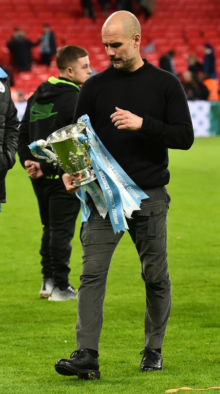 L'emblématique Pep Guardiola vainqueur avec Manchester City de la Coupe d'Angleterre contre Aston Villa à Wembley, le 1er mars 2020