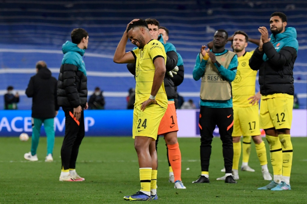 Les joueurs de Chelsea après leur élimination en quart de finale de la Ligue des champions sur la pelouse du Real Madrid le 12 avril 2022