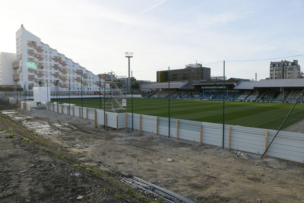 Le Stade Bauer où joue l'équipe du Red Star, le 18 novembre 2021, dont les travaux de rénovation doivent s'achever au printemps 2024