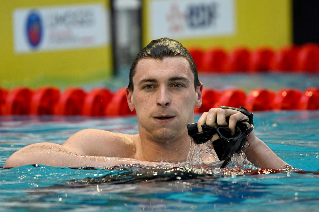 Maxime Grousset, après avoir remporté la finale du 50 m nage libre aux Championnats de France de natation, le 9 avril 2022 à Limoges