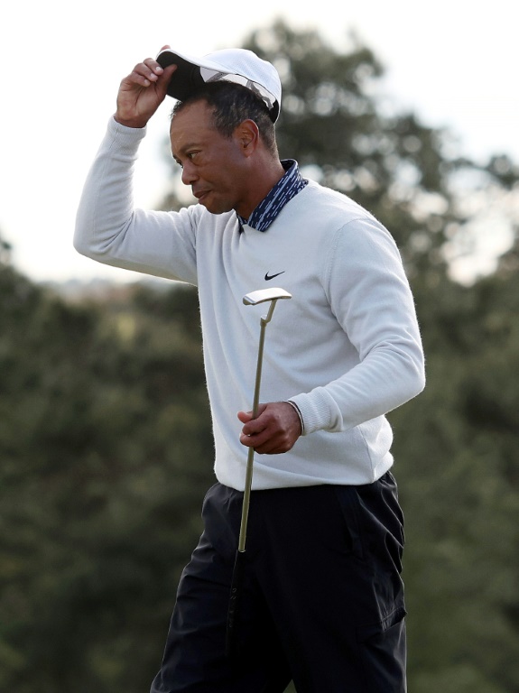 L'Américain Tiger Woods, après avoir rendu une carte de 78 (6 au-dessus du par), lors du 3e tour du Masters d'Augusta (Géorgie), le 9 avril 2022