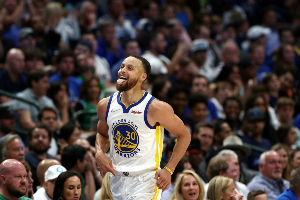 Stephen Curry durant la rencontre des Warriors contre les Mavericks en play-offs de NBA dimanche 22 mai à Dallas
