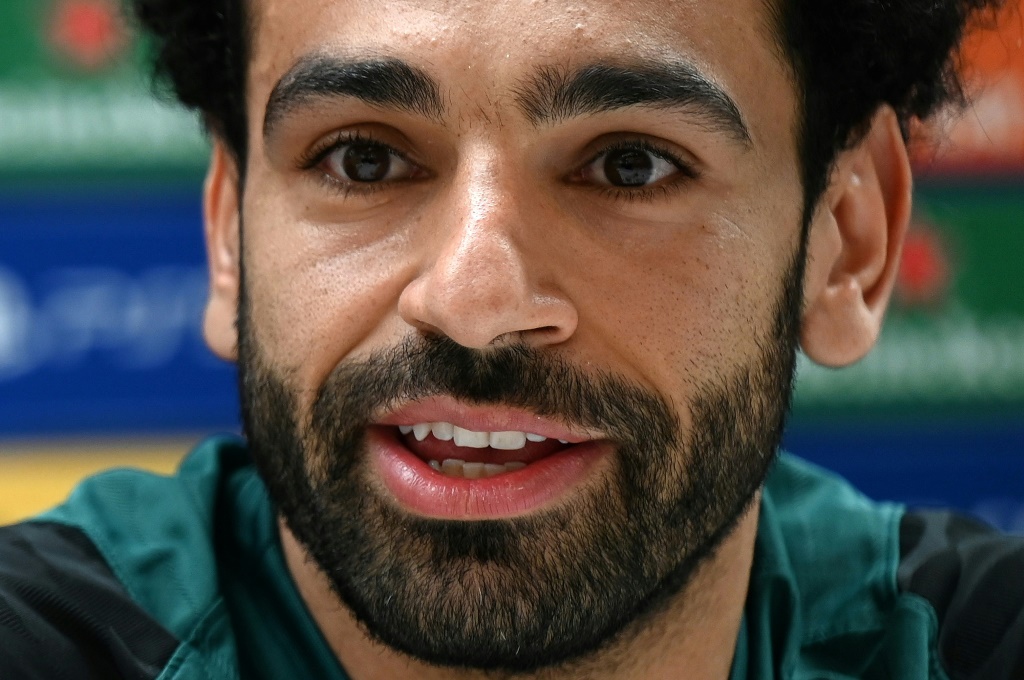 L'attaquant égyptien de Liverpool Mohamed Salah en conférence de presse au centre d'entraînement du club