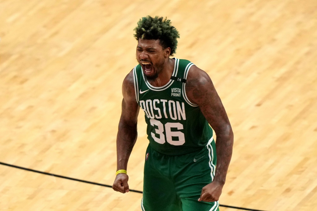 Marcus Smart a frôlé le triple double dans la victoire des Celtics face au Heat