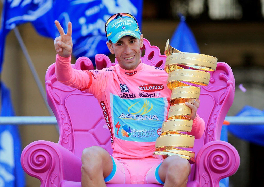 L'Italien Vincenzo Nibali le 26 mai 2013 à Brescia après la première de ses deux victoires au classement final du Giro. A 37 ans