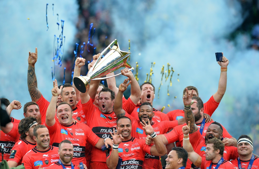 La joie des joueurs toulonnais, champions d'Europe pour la 3e année consécutive, après leur victoire, 24-18 face à Clermont, , le 2 mai 2015 au Stade de Twickenham à Londres