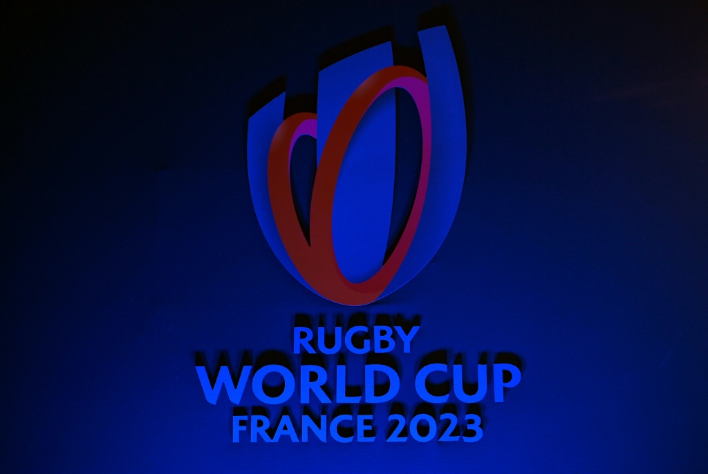 Le logo de la Coupe du monde de rugby 2023 dévoilé devant les reporters à Paris