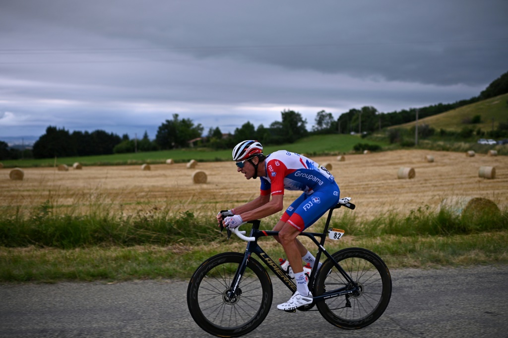 Le coureur de la Groupama-FDJ Bruno Armirail sur les routes du dernier Tour de France vers Valence