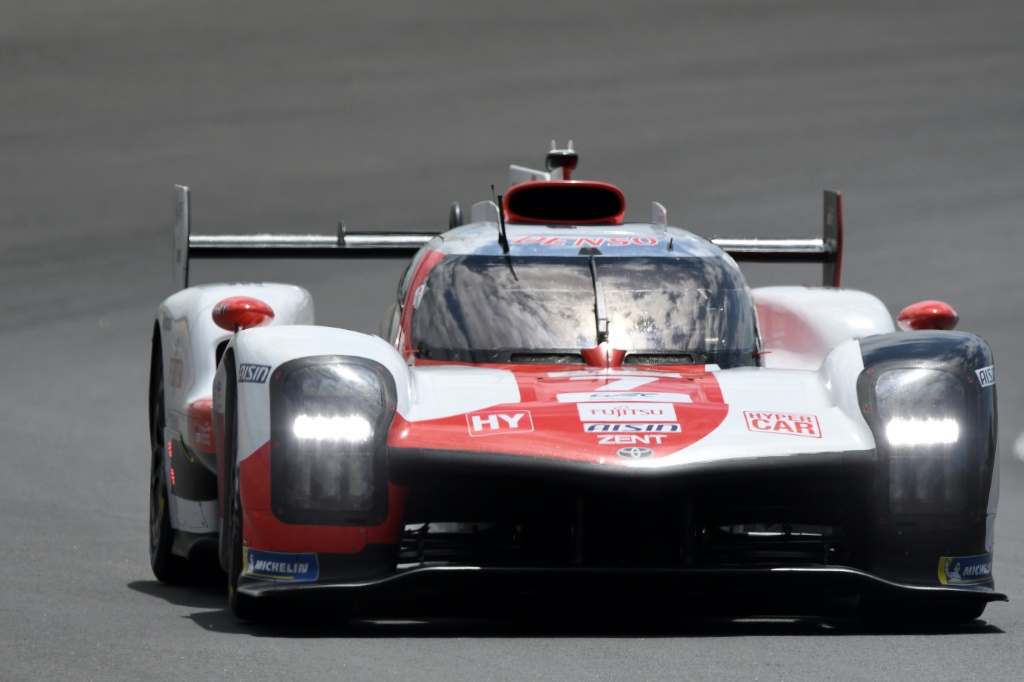 Le Japonais Kamui Kobayashi au volant de la Toyota GR010 Hybrid Hypercar WEC au Mans