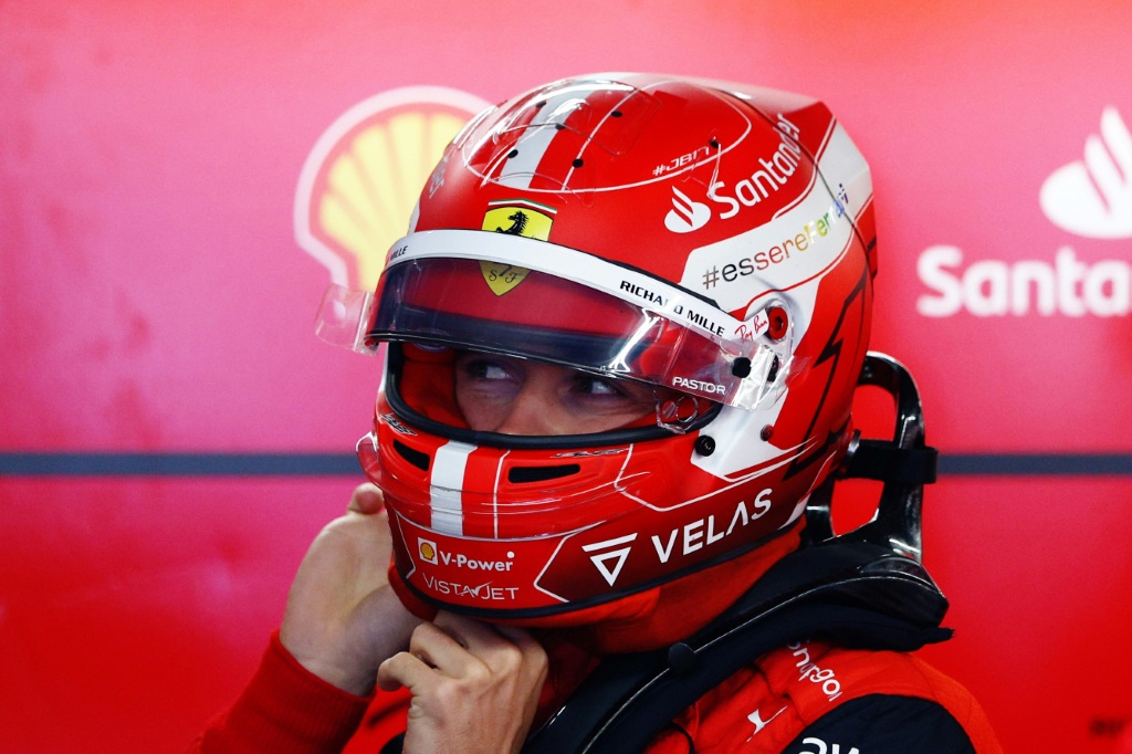 Le pilote Ferrari Charles Leclerc avant de se lancer dans les essais du GP F1 du Canada sur le circuit Gilles Villeneuve, le 18 juin 2022