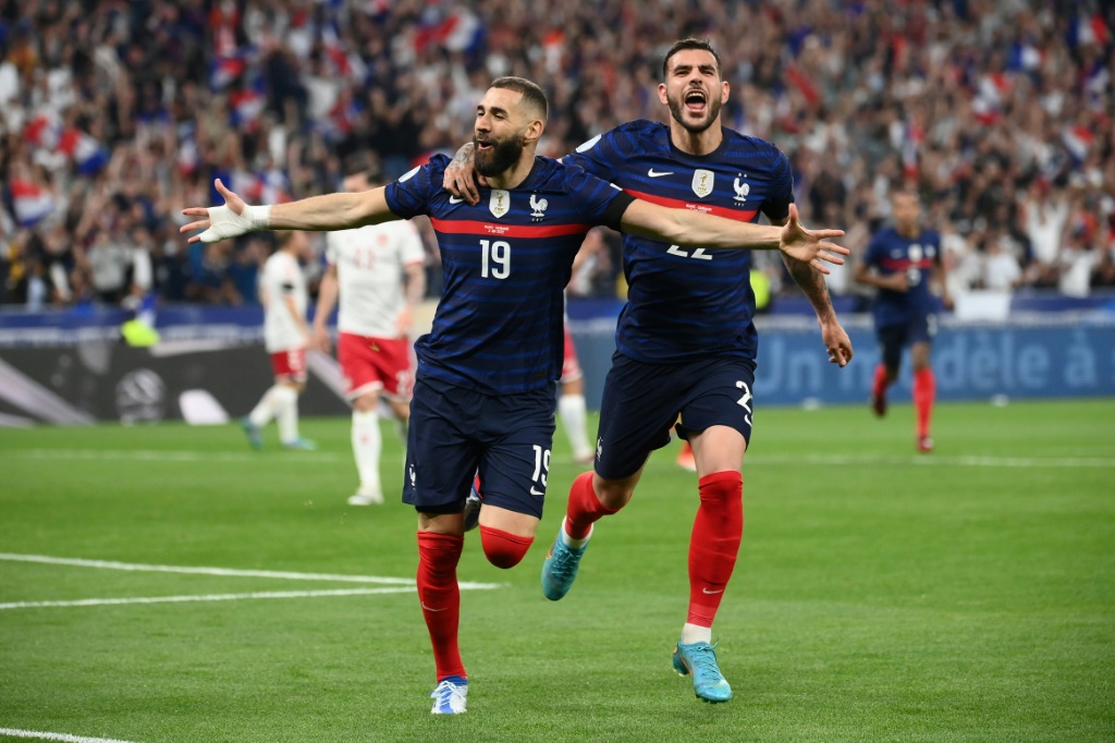 Karim Benzema buteur pour l'équipe de France contre le Danemark à Saint-Denis, le 3 juin 2022