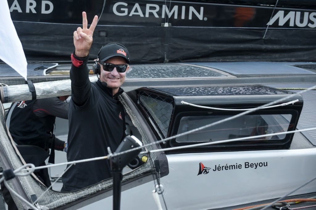 Le skipper français Jérémie Beyou, à bord de son monocoque Charal, le 12 juin 2022, avant le départ de la 2e édition de la Vendée Arctique depuis les Sables d'Olonne