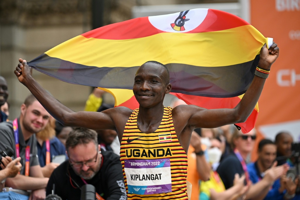 La joie de l'Ougandais Victor Kiplangat