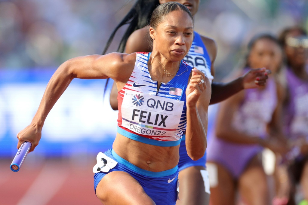 La légende de l'athlétisme mondial Allyson Felix lors du relais 4x400 m des Mondiaux de Eugene