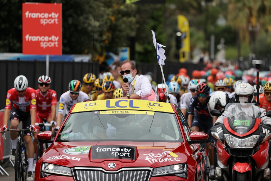 Le directeur du Tour de France Christian Prudhomme lance la 107e édition à Nice, le 29 août 2020