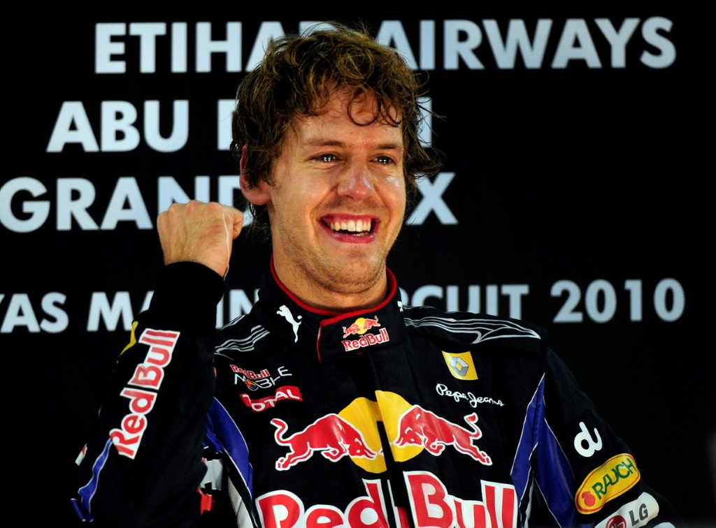 Le quadruple champion du monde de F1 Sebastian Vettel vainqueur avec Red Bull du GP d'Abou Dhabi, le 14 novembre 2010