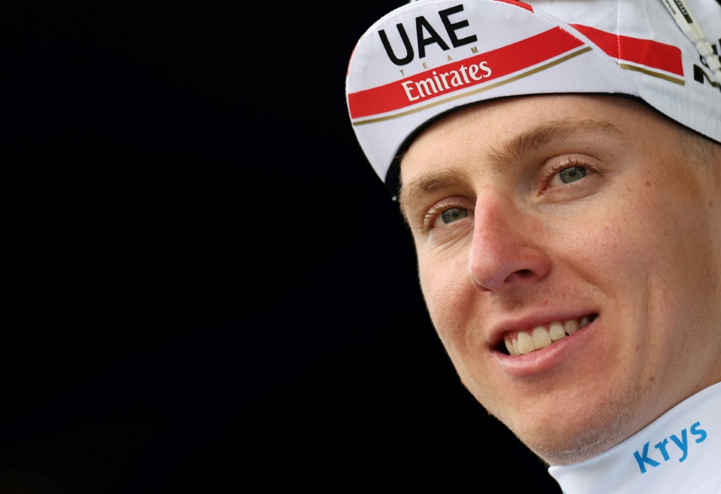 Le coureur slovène de l'équipe UAE Team Emirates, Tadej Pogacar, avec le maillot blanc du meilleur jeune après la 3e étape du Tour de France 2022, 0 Sonderborg (Danemark), le 3 juillet 2022