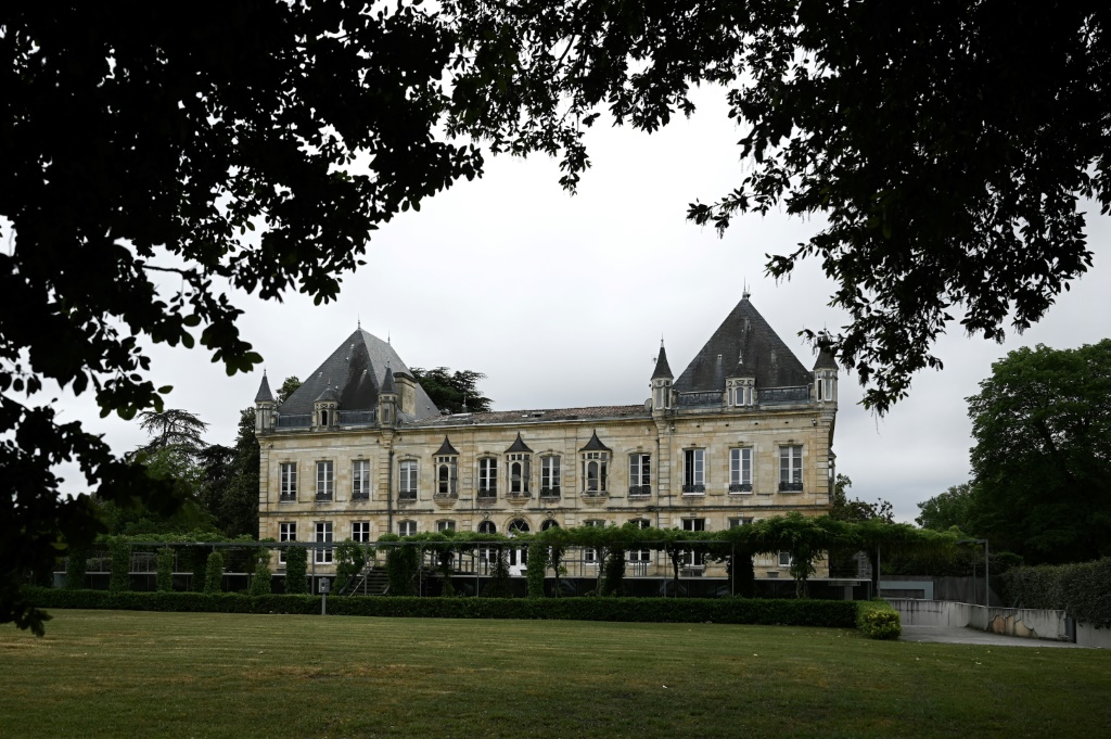 Vue générale du château du Haillan, le centre d'entraînement des Girondins de Bordeaux, le 19 mai 2022 au Haillan près de Bordeaux
