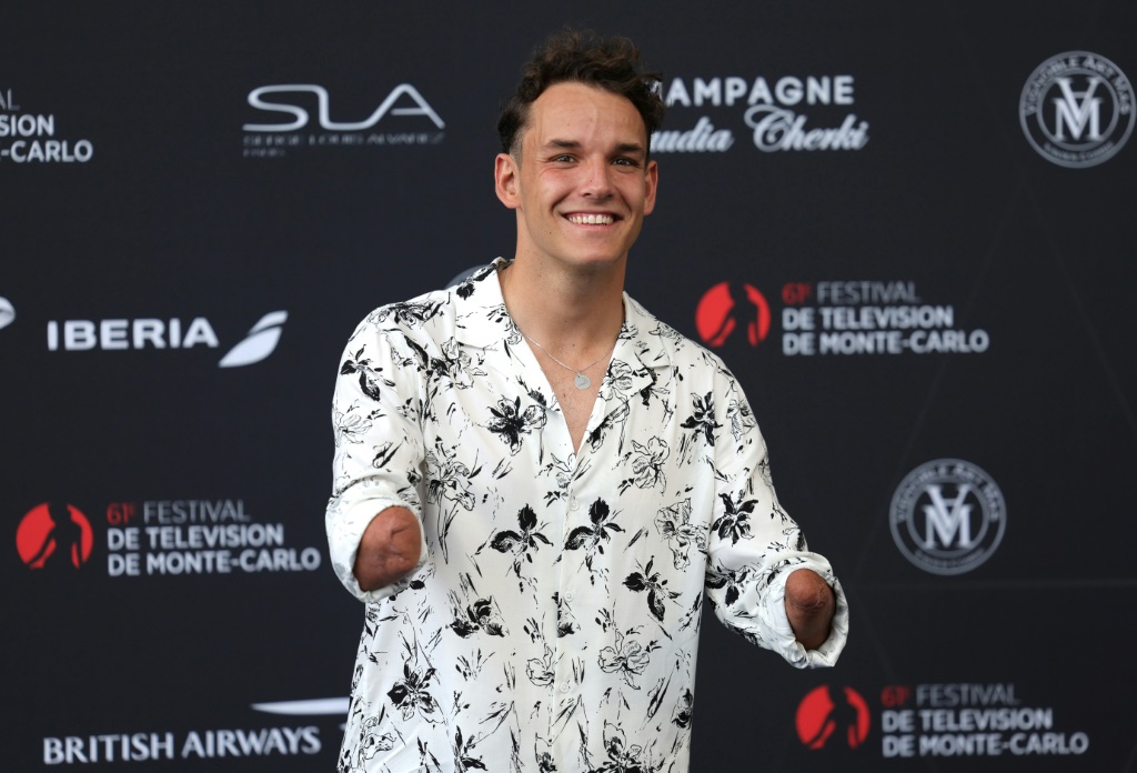 Théo Curin, acteur, mannequin, nageur de l'extrême, conférencier, amputé des quatre membres, le 17 juin 2022 à Monaco