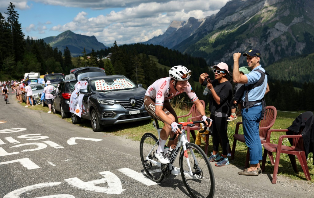 Le Luxembourgeois Bob Jungels lors de la 9e étape du Tour de France qu'il a remportée après une longue échappée, le 10 juillet 2022 à Châtel