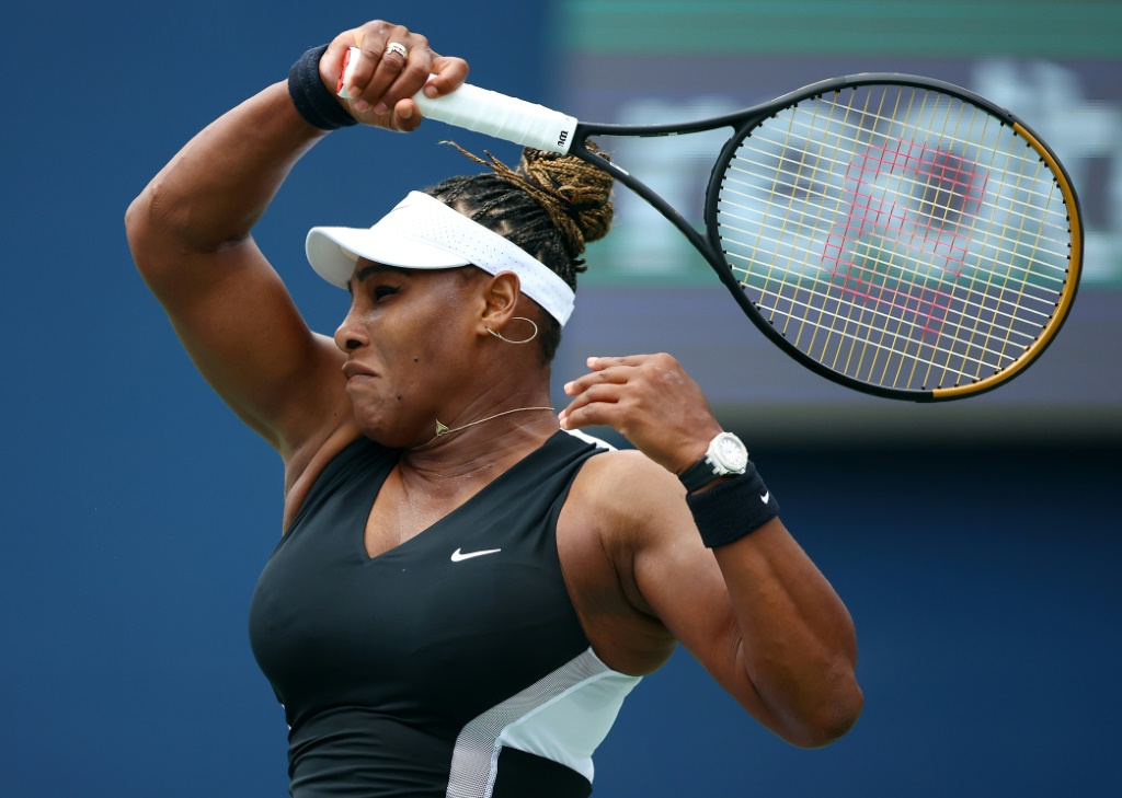 Serena Williams contre Nuria Parrizas Diaz au 1er tour du tournoi WTA de Toronto le 8 août 2022 à Toronto