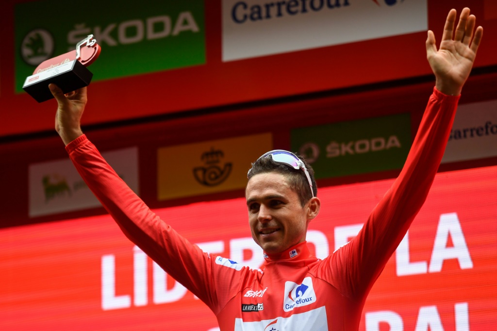Le coureur français de la Groupama-FDJ Rudy Molard après avoir pris le maillot rouge sur le Tour d'Espagne