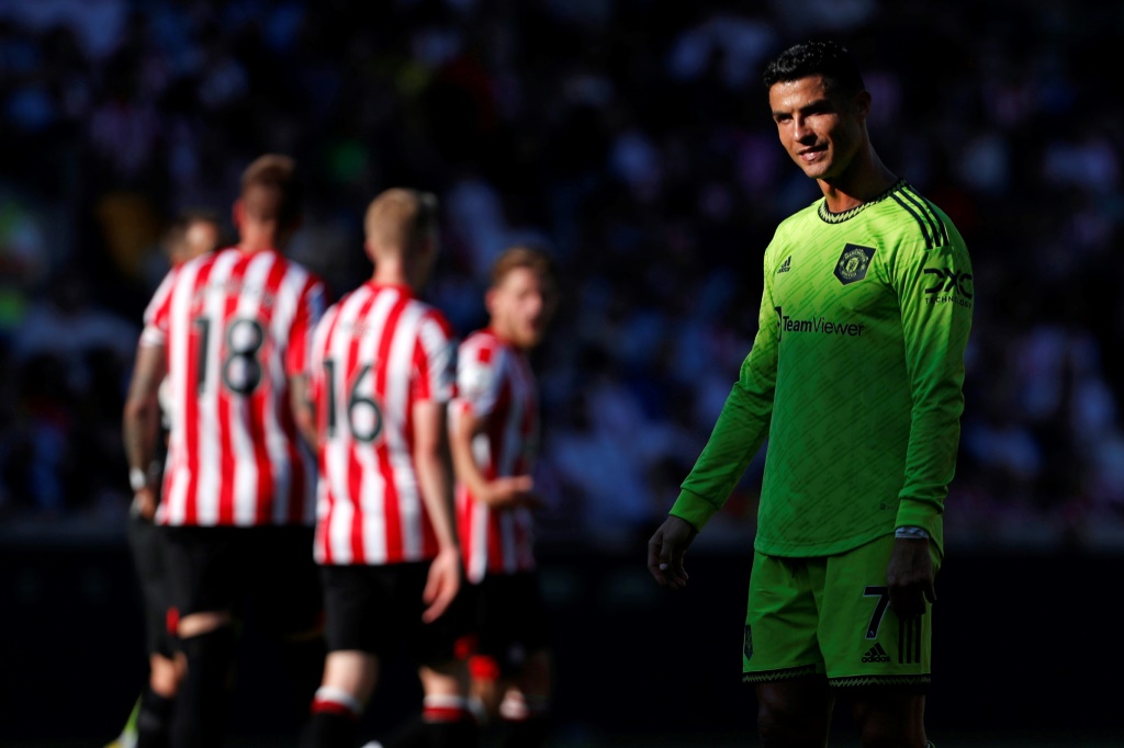 L'attaquent de Manchester United Cristiano Ronaldo pendant la rencontre de Premier League entre son club et Brentford à Londres le 13 août 2022.