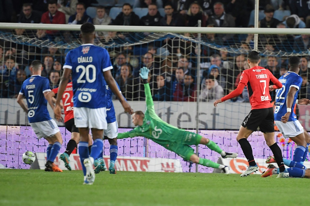 L'attaquant de Rennes Martin Terrier inscrit un but face à Strasbourg, le 20 avril 2022 à La Meinau