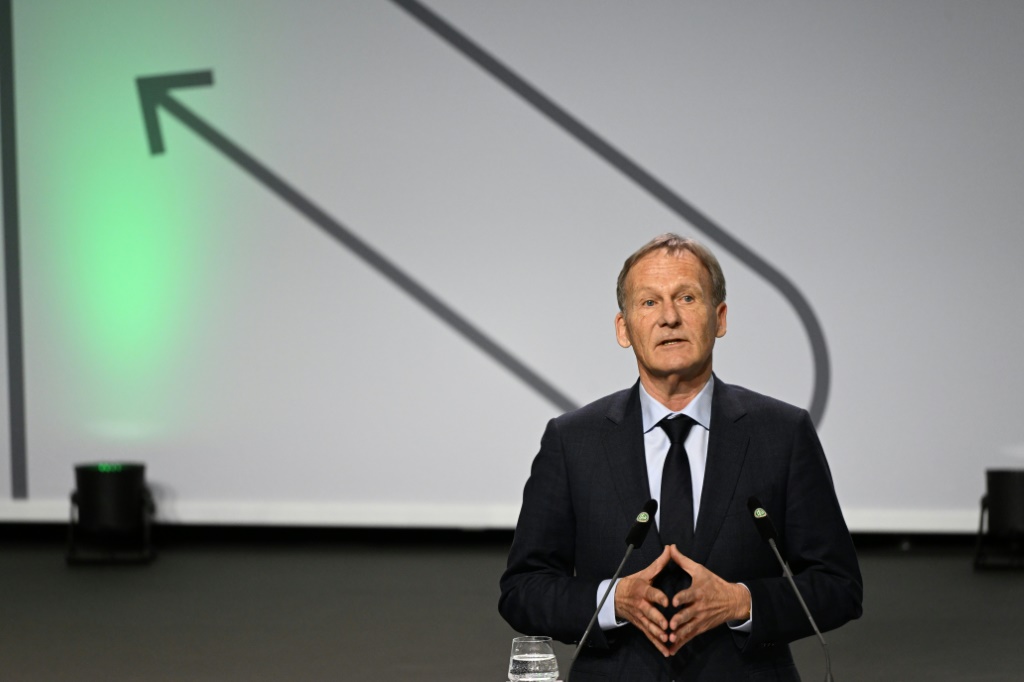 Le patron du Borussia Dortmund Hans-Joachim Watzke lors de l'assemblée annuelle de la Fédératon allemande DFB à Bonn, le 11 mars 2022