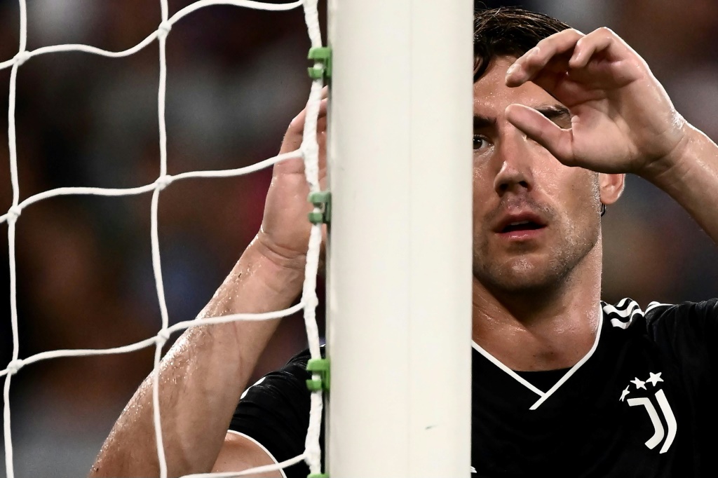 L'attaquant serbe de la Juventus Dusan Vlahovic lors de la 2e journée du Championnat d'Italie à Gênes lundi.