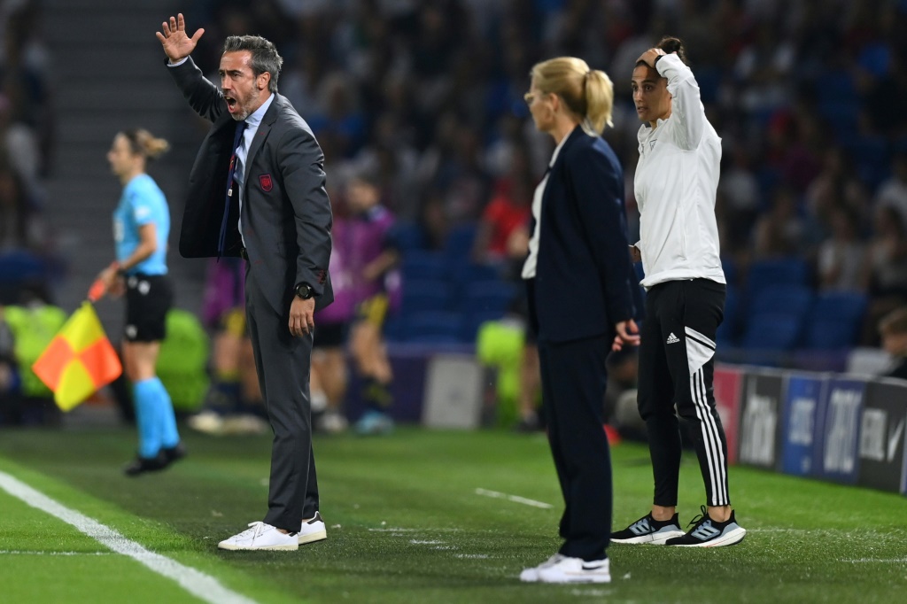 L'entraîneur Jorge Vildalors des quarts de finale de l'UEFA Women's Euro 2022 à Brighton