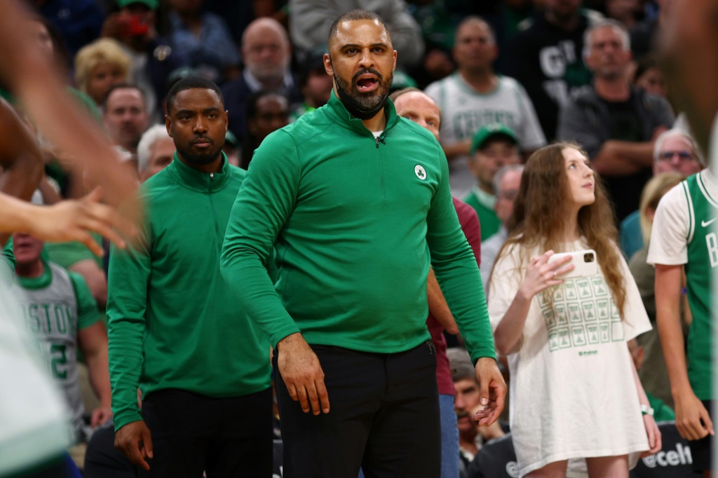 L'entraîneur principal des Boston Celtics