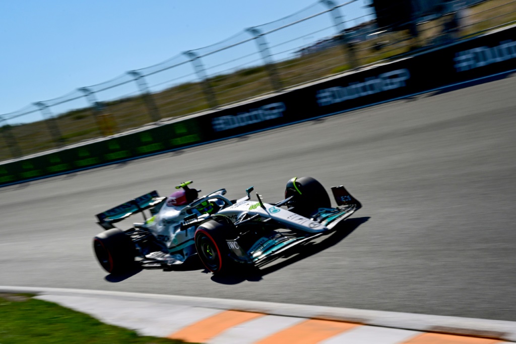 La Mercedes du Britannique Lewis Hamilton lors des essais libres du GP des Pays-Bas, le 3 septembre 2022 à Zandvoort