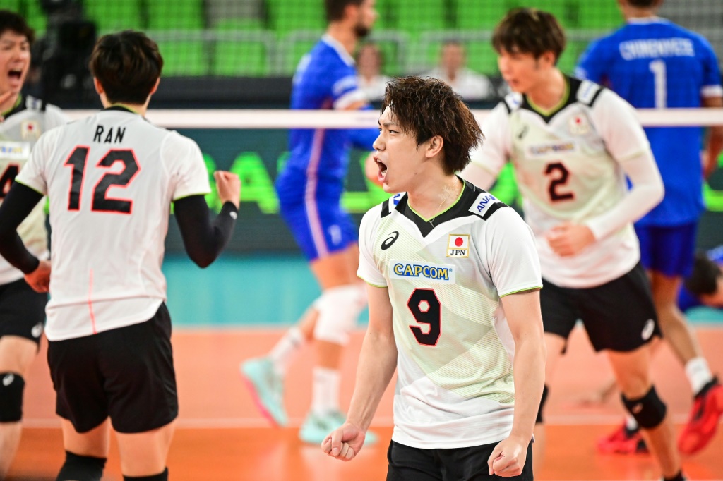 Des joueurs de l'équipe de volley japonaise lors du 8e de finale face à la France, le 5 septembre 2022