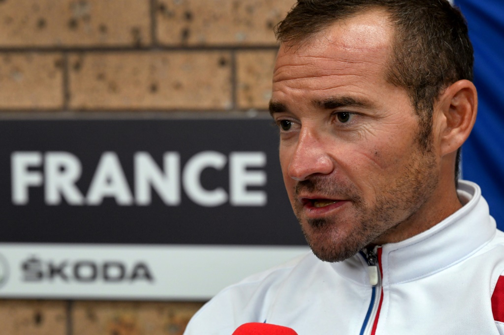 Le sélectionneur de l'équipe de France de cyclisme Thomas Voeckler lors d'une conférence de presse à Wollongong (Australie) le 21 septembre  2022