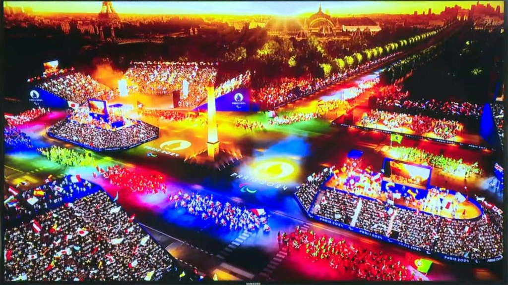 Photo d'illustration diffusée le 20 octobre 2022 par le Comité Olympique Paris 2024 montrant la cérémonie d'ouverture des Jeux paralympiques place de la Concorde à Paris