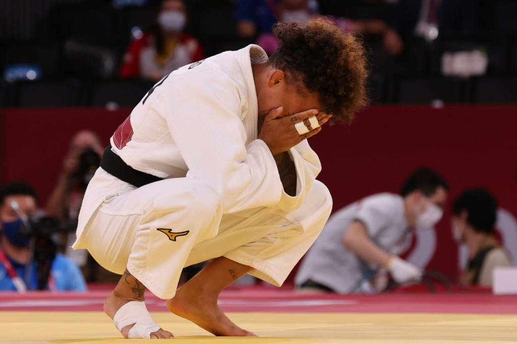 Amandine Buchard après sa victoire en demi-finale du tournoi olympique de Tokyo le 25 juillet 2021 au Nippon Budokan