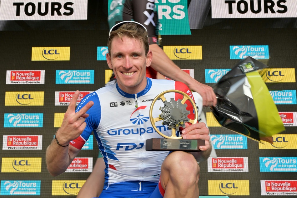 La joie du Français Arnaud Démare, vainqueur de Paris-Tours, le 9 octobre 2022
