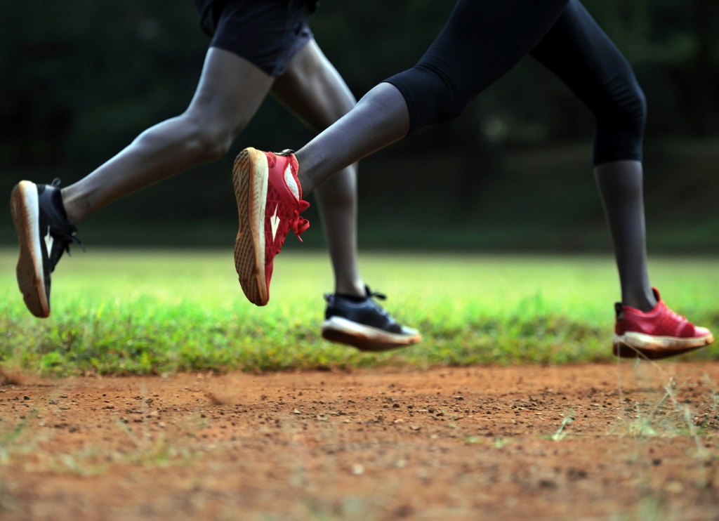 La fédération d'athlétisme kényane a mis en place des programmes de sensibilisation sur les risques du dopage