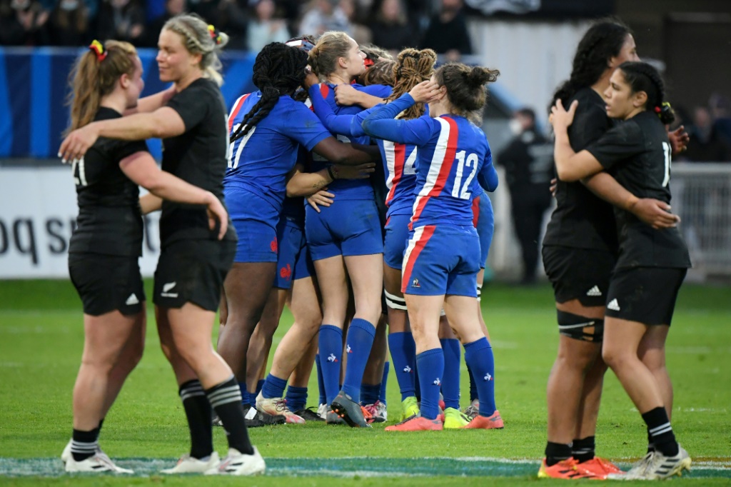 L'équipe de France de rugby bat la Nouvelle-Zélande, 20 novembre 2021 à Castres